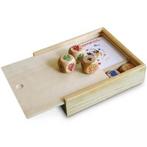 Комплект игри в дървена кутия