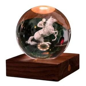 GINGKO 3D Смарт лампа “Amber Crystal“ - Състезателен кон