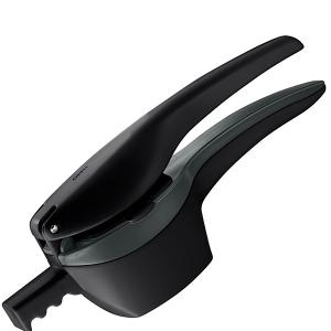 GEFU Преса за картофи и шпецле с 3 приставки “PRESCO“- черна