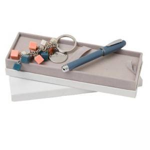 Луксозен дамски комплект химикалка и ключодържател