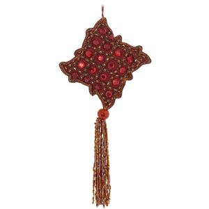 Етно висулка с форма на ромб в червен цвят