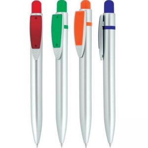 Сребриста пластмасова химикалка с цветна част на клипса