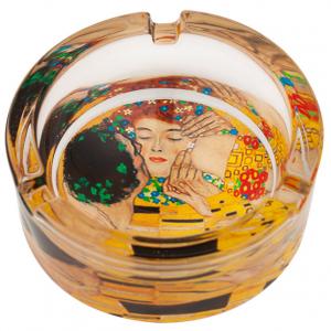 Пепелник - Целувката