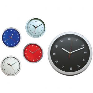 Стенни часовници в пет цвята