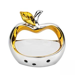 Статуетка ябълка