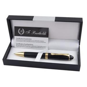 Луксозна химикалка в кутия