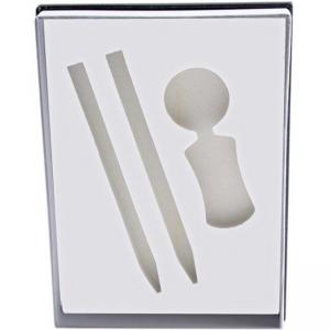 Кутия за химикалки и флаш памети