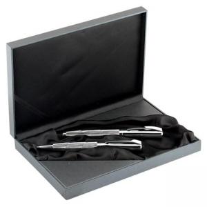 Метална химикалка и ролер в кожена кутия