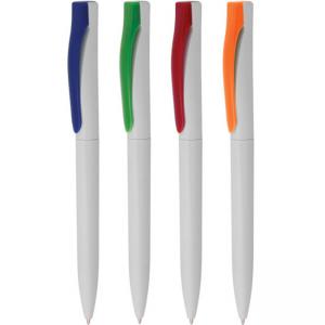 Пластмасова химикалка