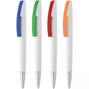 Пластмасова химикалка