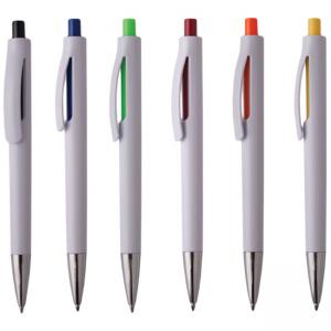 Пластмасова химикалка