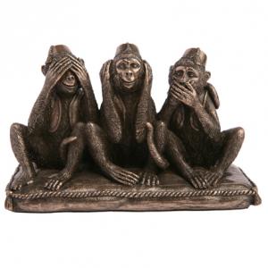 Статуетка с три  маймунки
