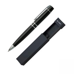 Луксозен химикал в кутия