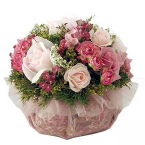 Аранжировка цветя - рози