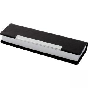 Кутия за химикалки и флаш памети