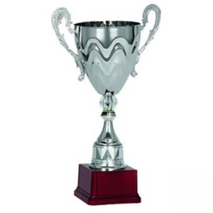 Луксозна спортна купа, изработена от метал със сребърно покритие - височина 38 см