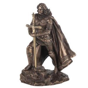 Статуетка Крал Артур