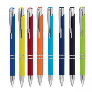 Пластмасова химикалка, налична в богата цветова гама