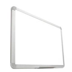 Бяла дъска с алуминиева рамка, размер 90х120 см