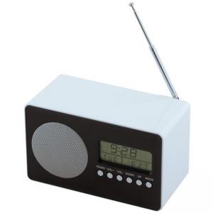 Настолен часовник и радио