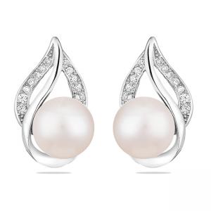 Обеци бели перли