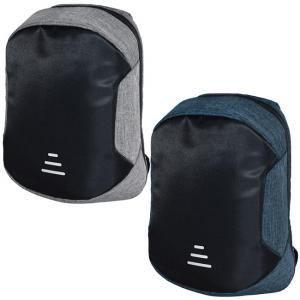 Раница с технология за зареждане на телефон