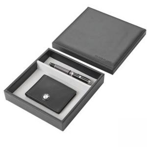 Сет от картодържател и химикал с логото на BMW