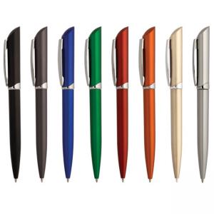Пластмасови химикалки в осем цвята