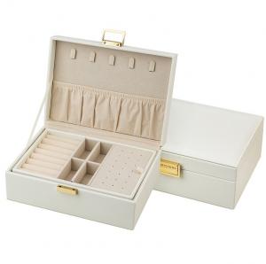 Кутия за бижута в бял цвят - ROSSI (голяма)