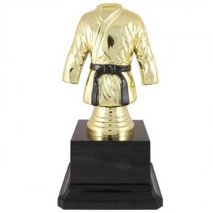 Златна фигура Бойни изкуства-черен колан