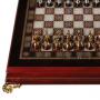 Луксозен шax махагон със седефен финиш и метални фигури